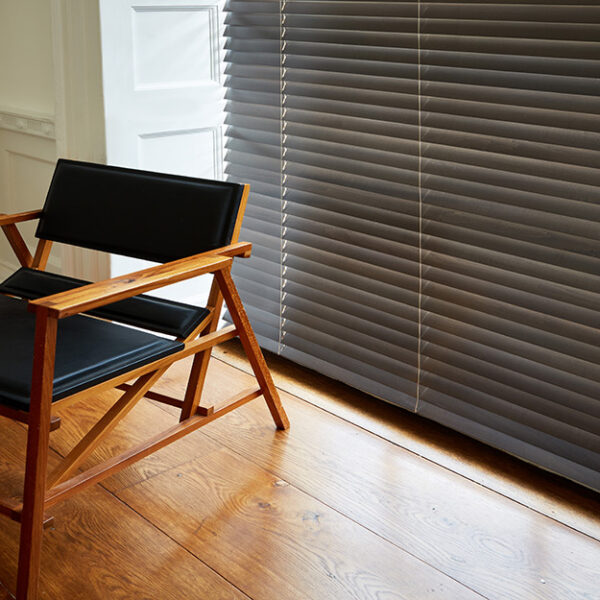 arena-steeple-wooden-venetian-blinds