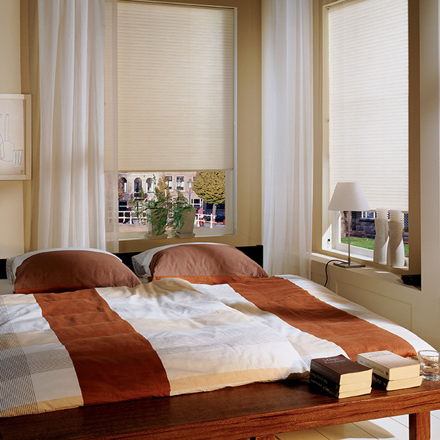 cream-duette-blinds-room-shot