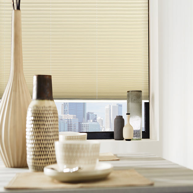 louvolite_basix_calico_pleated_blind
